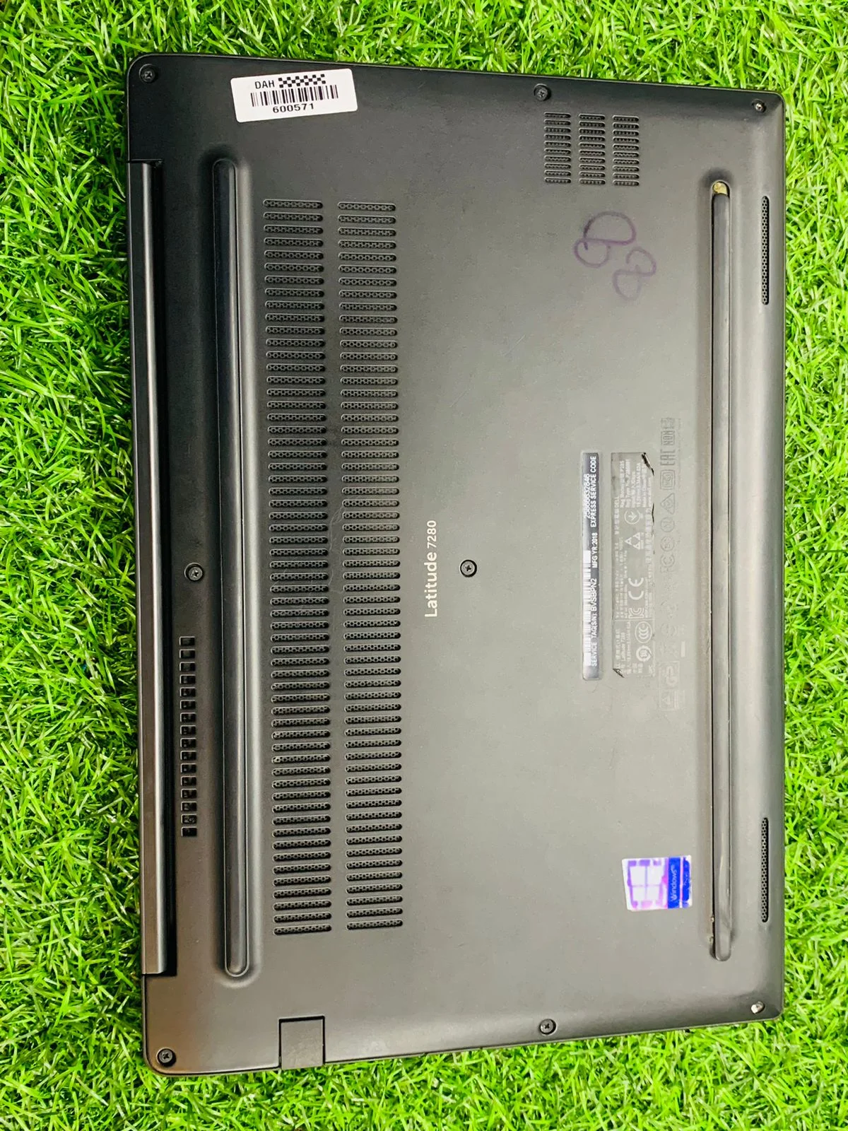 Dell 7280 Core i5 7th Generation 8gb Ram 256gb SSD view 3