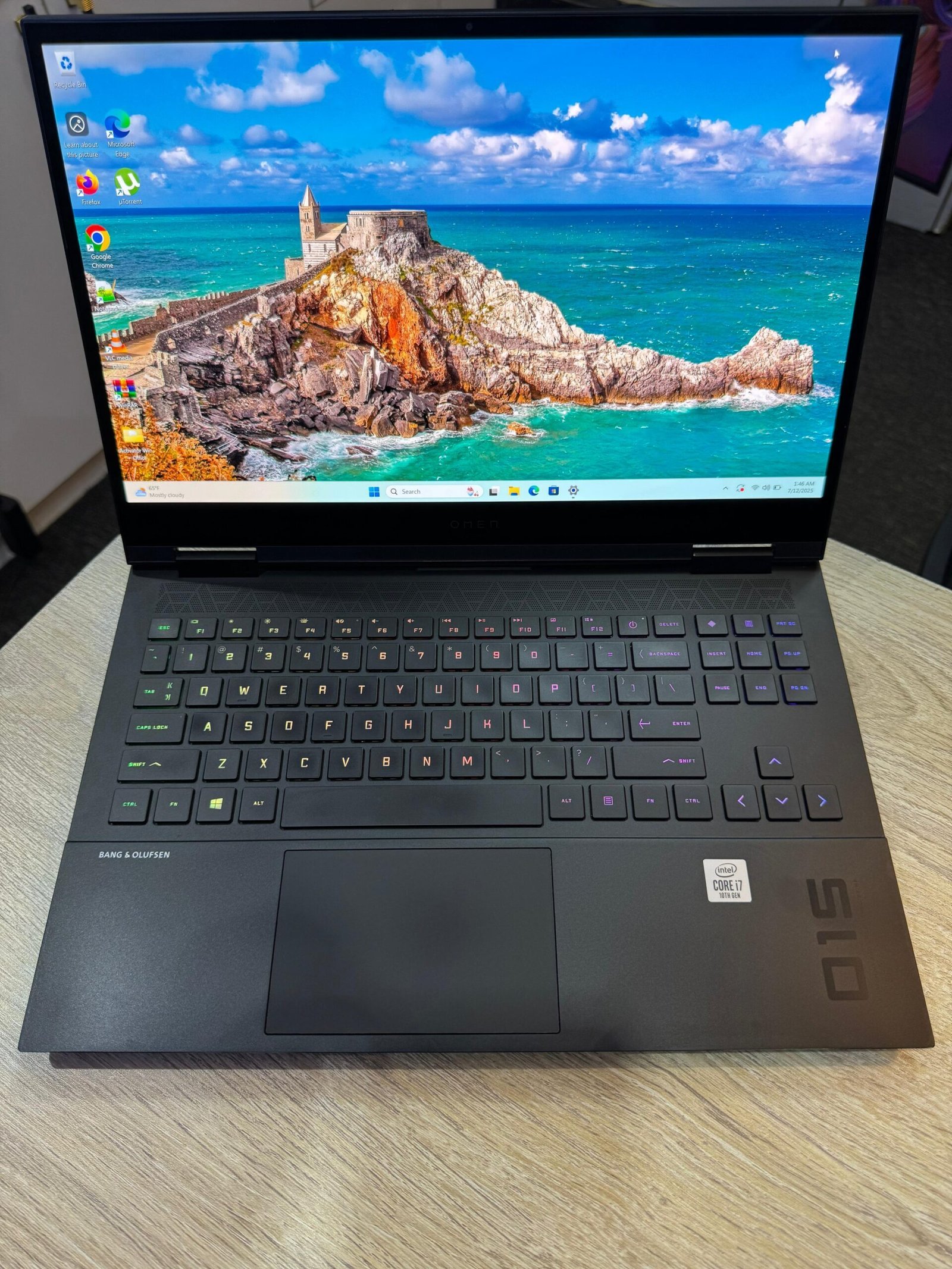 Hp Omen 15 Intel Core i7 10th Generation 32gb Ram 2Tb SSD 2.6Ghz RGB Backlit Keyboard 4K screen display RTX 2070 8Gb Dedicated Graphics With 60Hz Refresh Rate