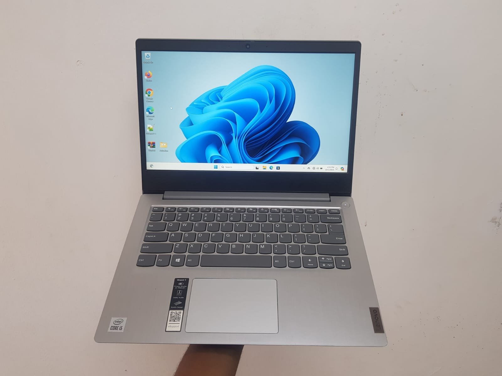 Lenovo Ideapad 3 Core i5 10th generation 8CPUs 2.1 GHz 8gb Ram 512gb SSD 14