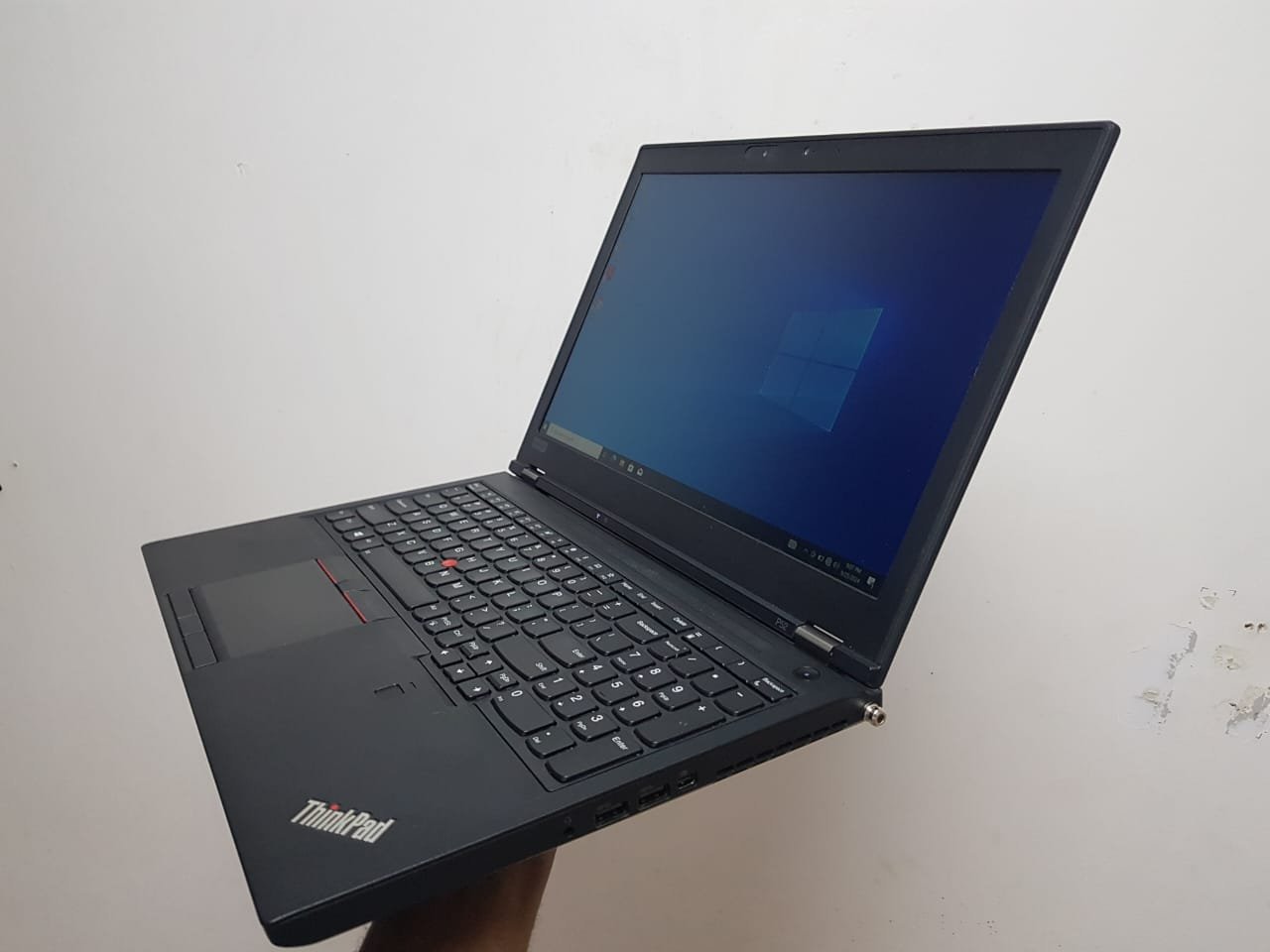 Lenovo Thinkpad P52 Gaming Laptop Core i7 8th generation 12CPUs 2.6 GHz 32gb Ram 256gb SSD 15.6